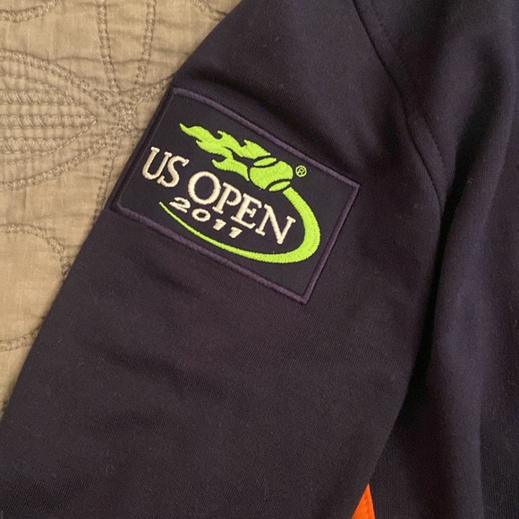 Ralph Lauren sweatshirt jacket Small with US Open 2011 logo. Like New - Picture 2 of 4